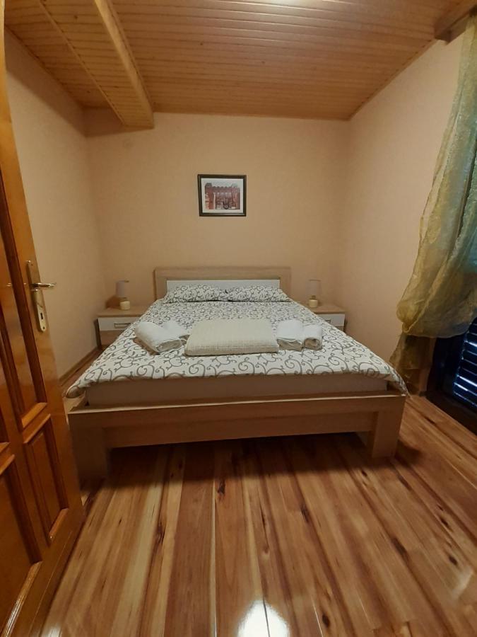 Apartman Damjanovic Cetinje Bagian luar foto