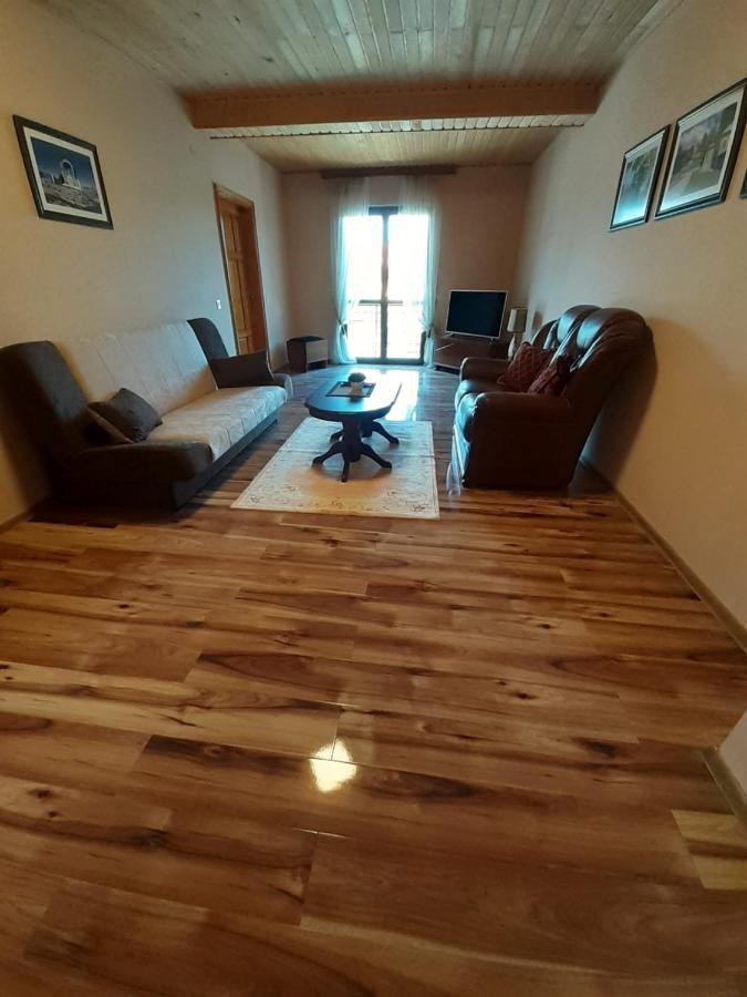 Apartman Damjanovic Cetinje Bagian luar foto